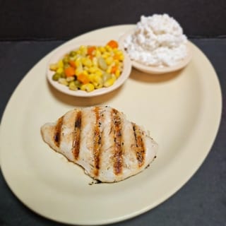 Senior grill chicken dinner
