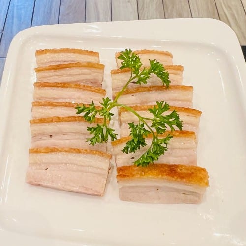 Roasted Pork Belly 化皮燒腩仔.