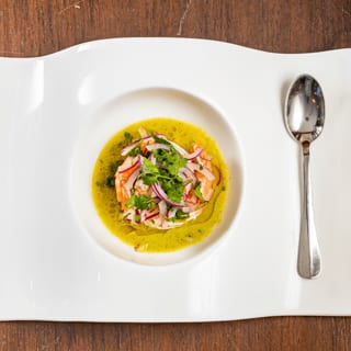 Ceviche De Camarones Con Gazpacho De Hierbas