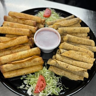 Rolled and Sonora Taco Tray