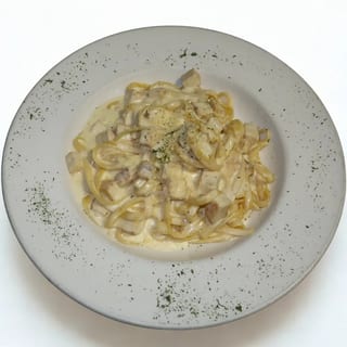 Catering Fettuccine Chicken Alfredo