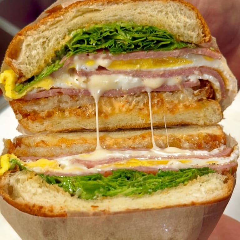 Delicious Caesar Salad Wrap: A Fresh Lunch Option