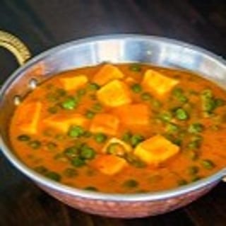 Paneer cashew curry