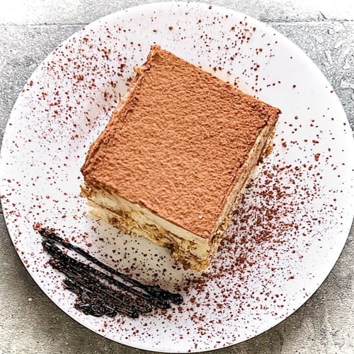 Tiramisu Cake.