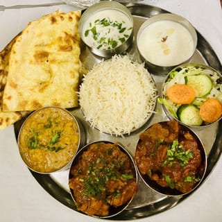 L - Non Vegetarian Thali
