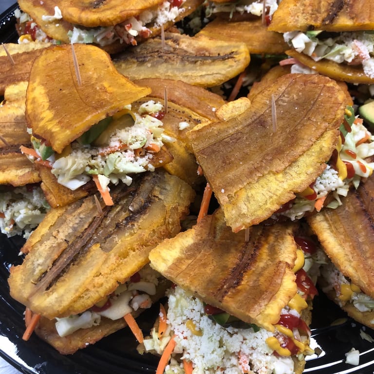 Patacon Tray (Price Range $98 - $90) 