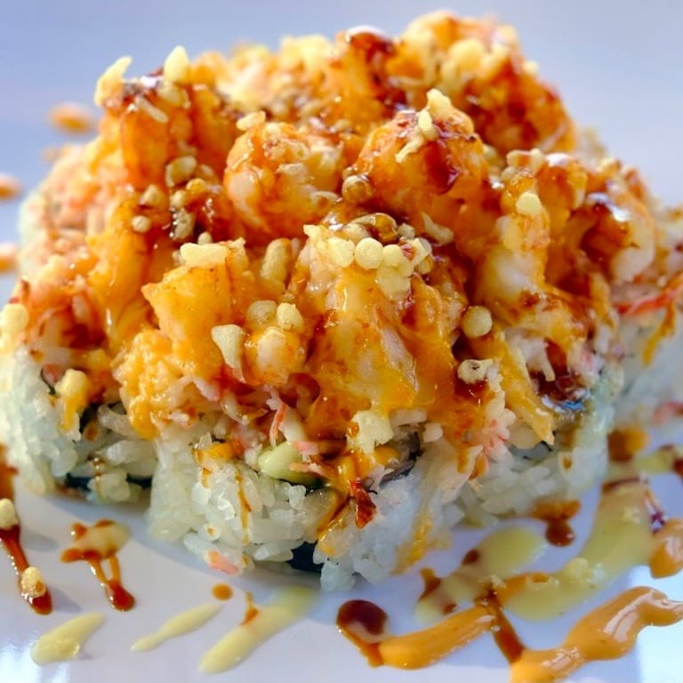 Delicious Dragon Roll: A Sushi Sensation