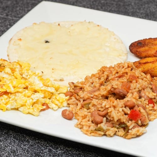 Calentado Con Huevos.