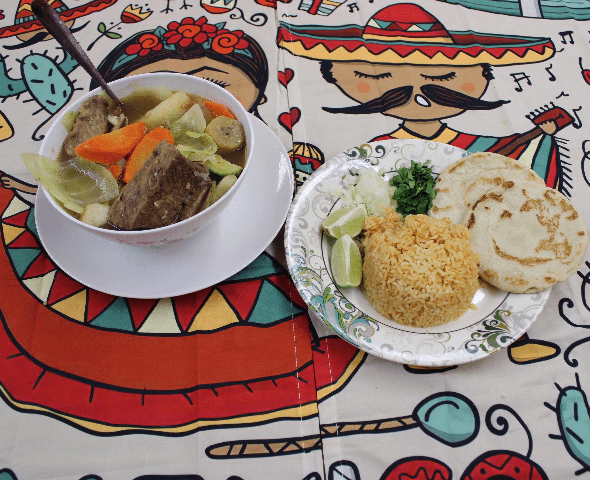 Sopa De Res Salvadoreña.