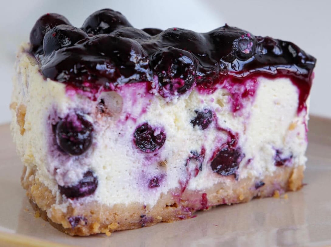 Blueberry white Chocolate Cheesecake.