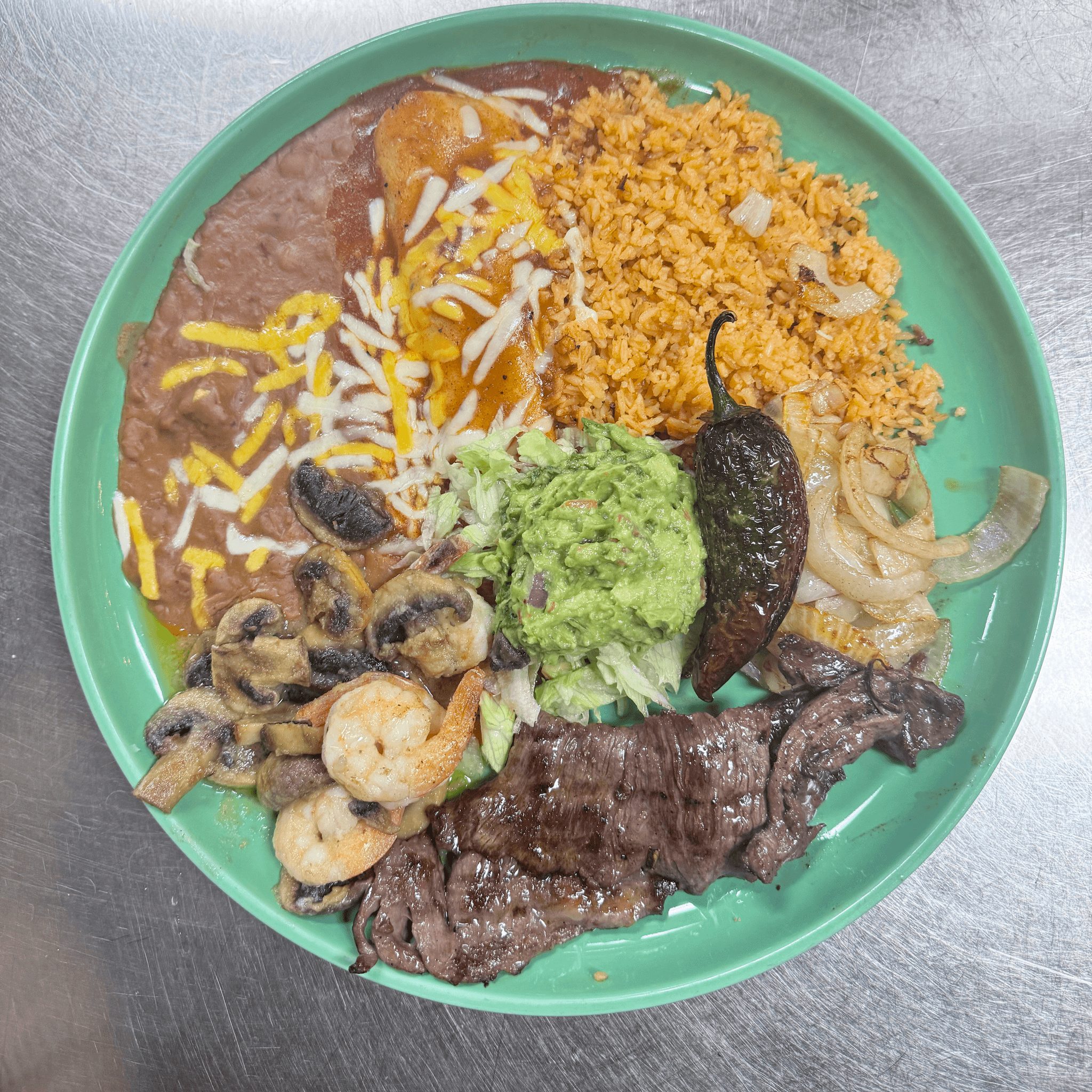 Ricardo's Plate (5oz)..