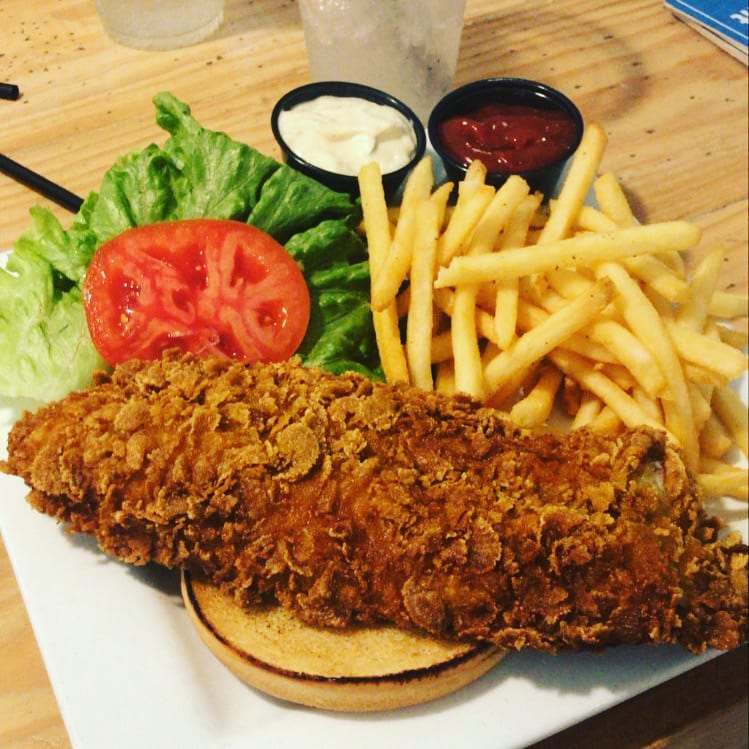 Crunchy Fish Sandwich.