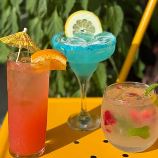 (Lunch) Crystal Berry Fizz Mocktail