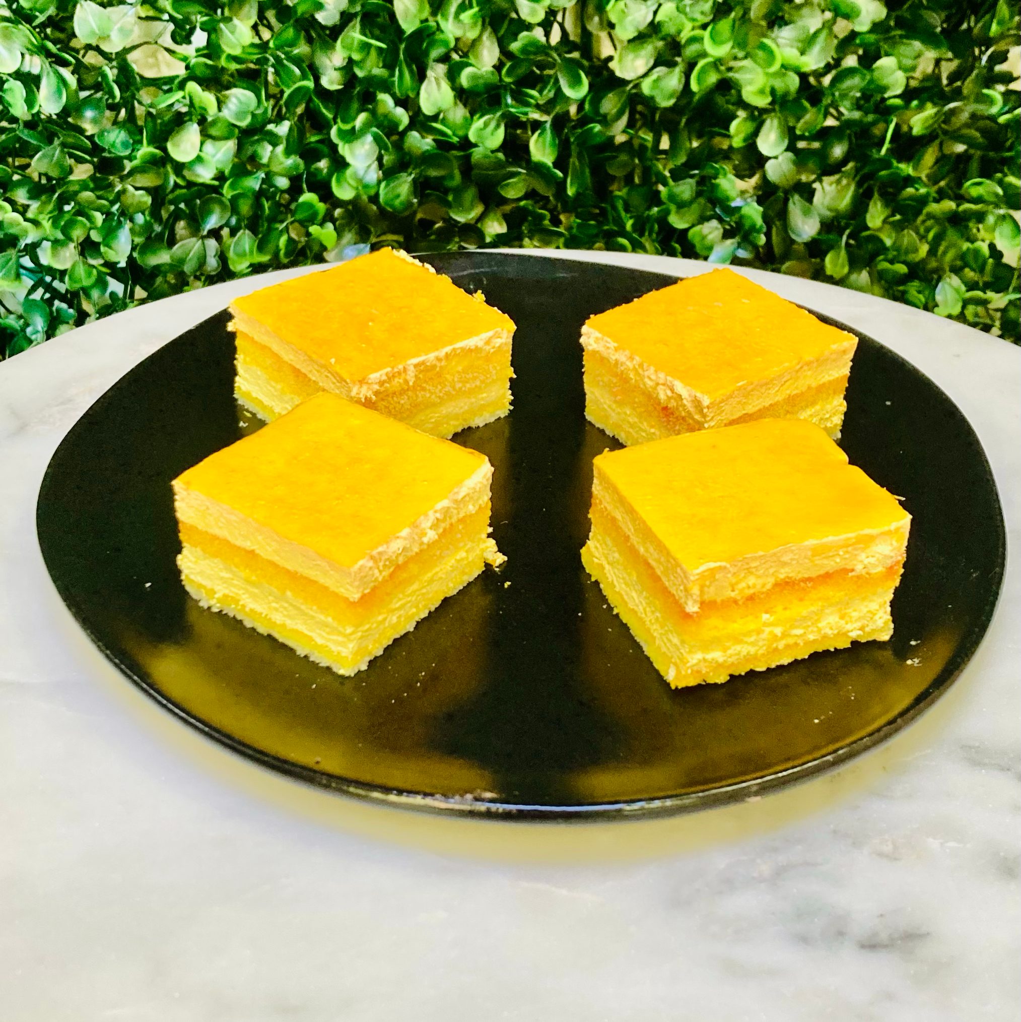 Mini Mango Mousse Cake (4 PCS).