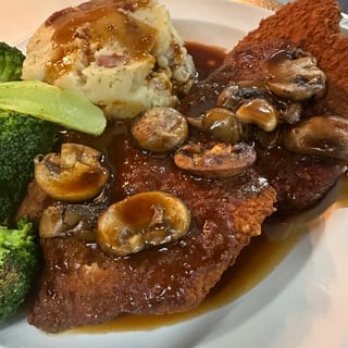 Guys' Wienerschnitzel