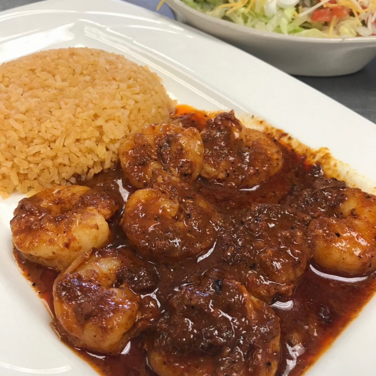 Camarones a La Diabla (Spicy).