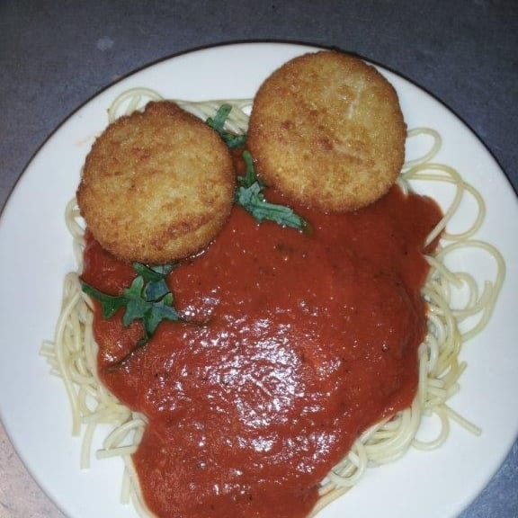 Spaghetti and Fish Cake (Homemade).