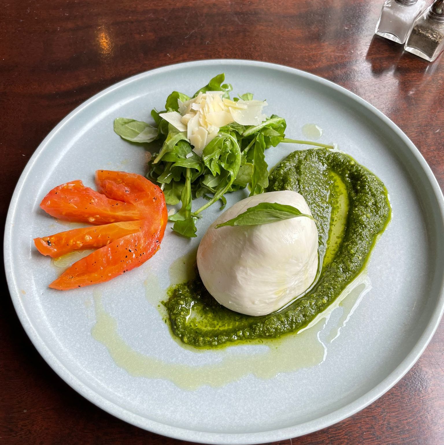 Burrata e Pesto.