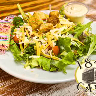 "Green Valley" Fresh Garden Salad