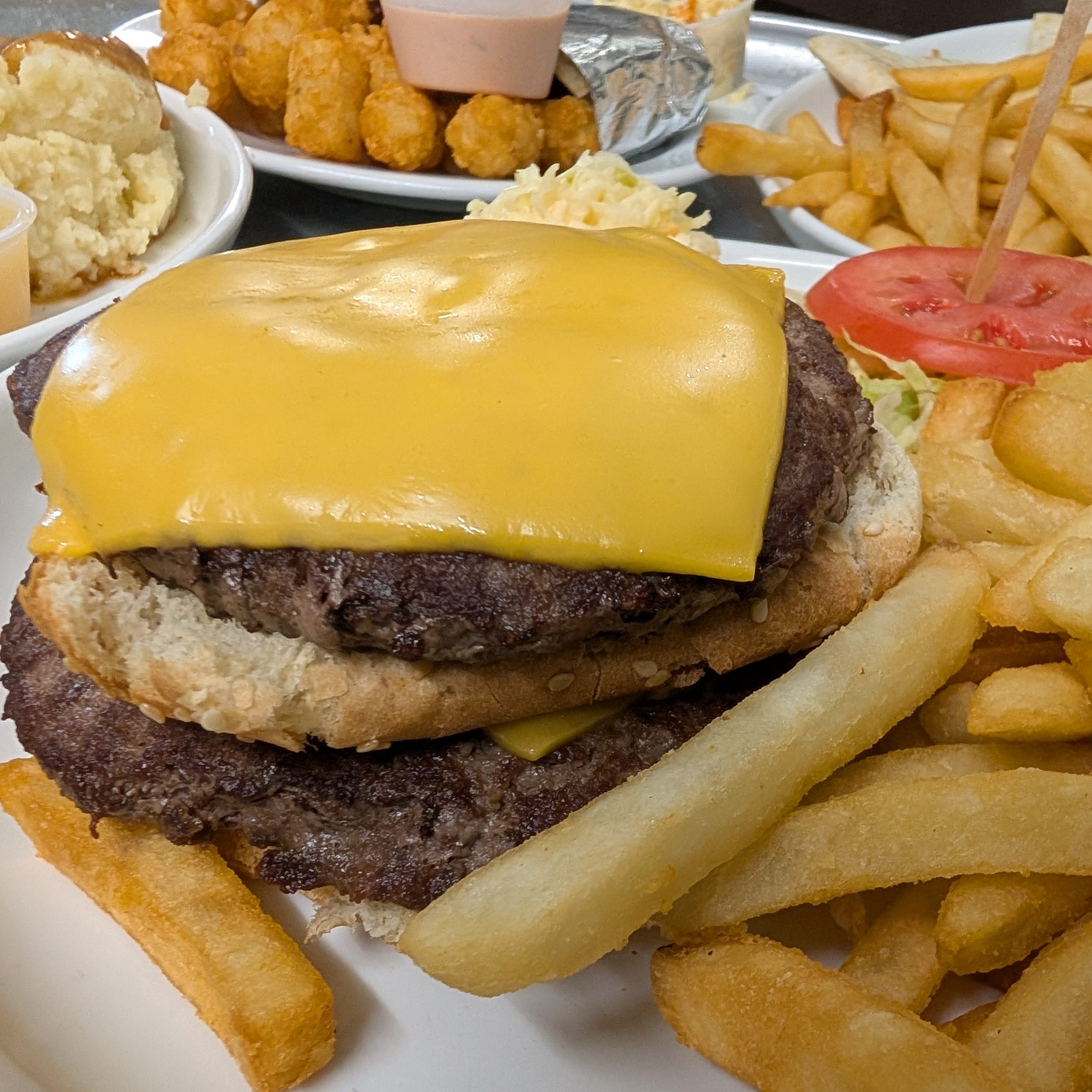 Bloomingburger (Double Hamburger).