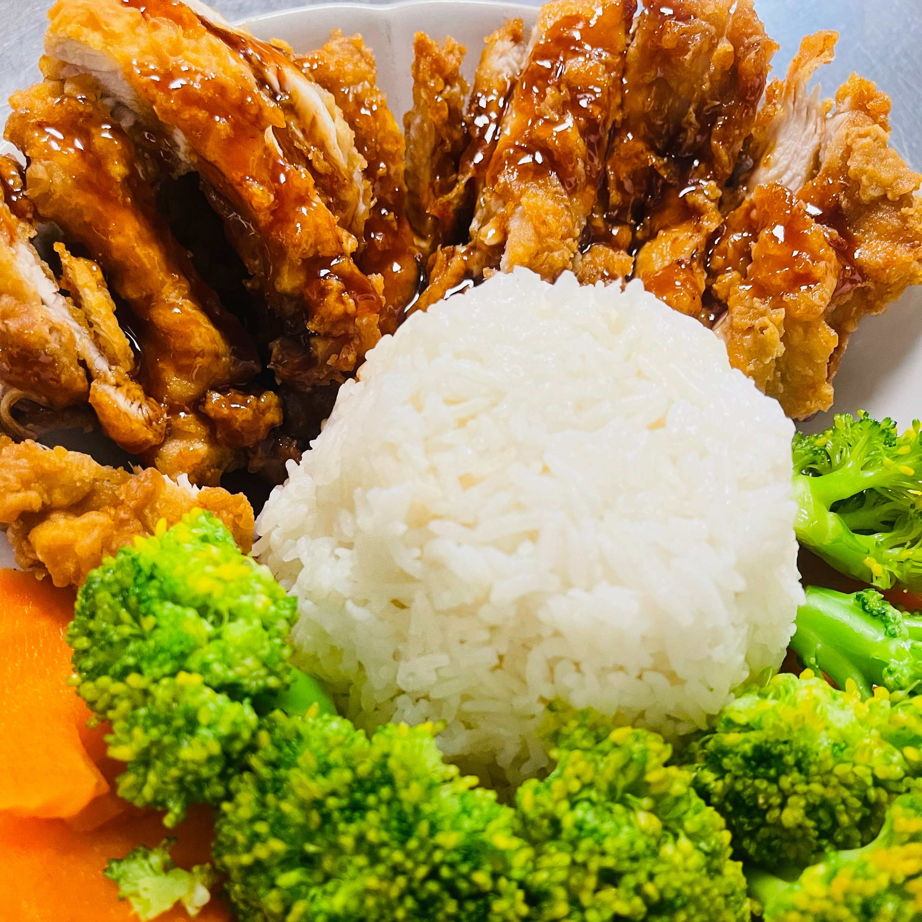Crispy Chicken Rice Bowl.