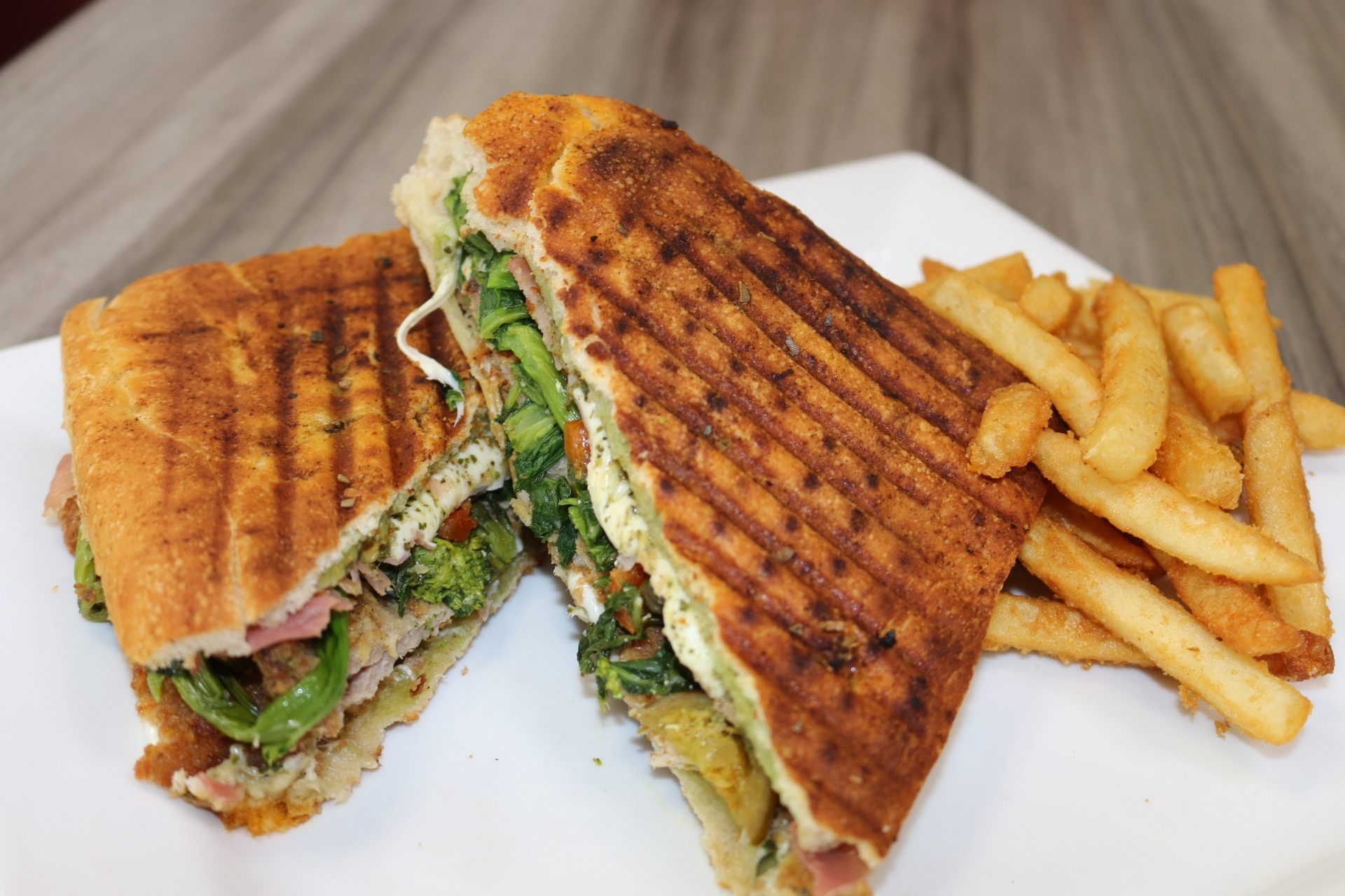 Tone the Goat Panini (Panini).