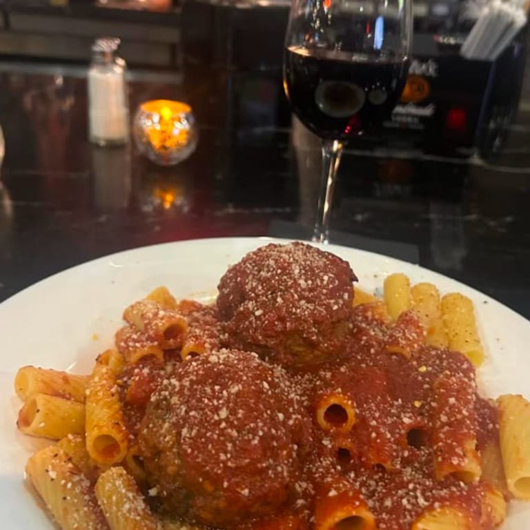 Delicious Spaghetti and Italian Classics