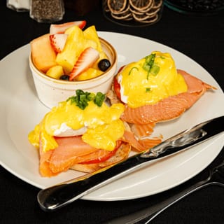 Smoked Salmon Benedict