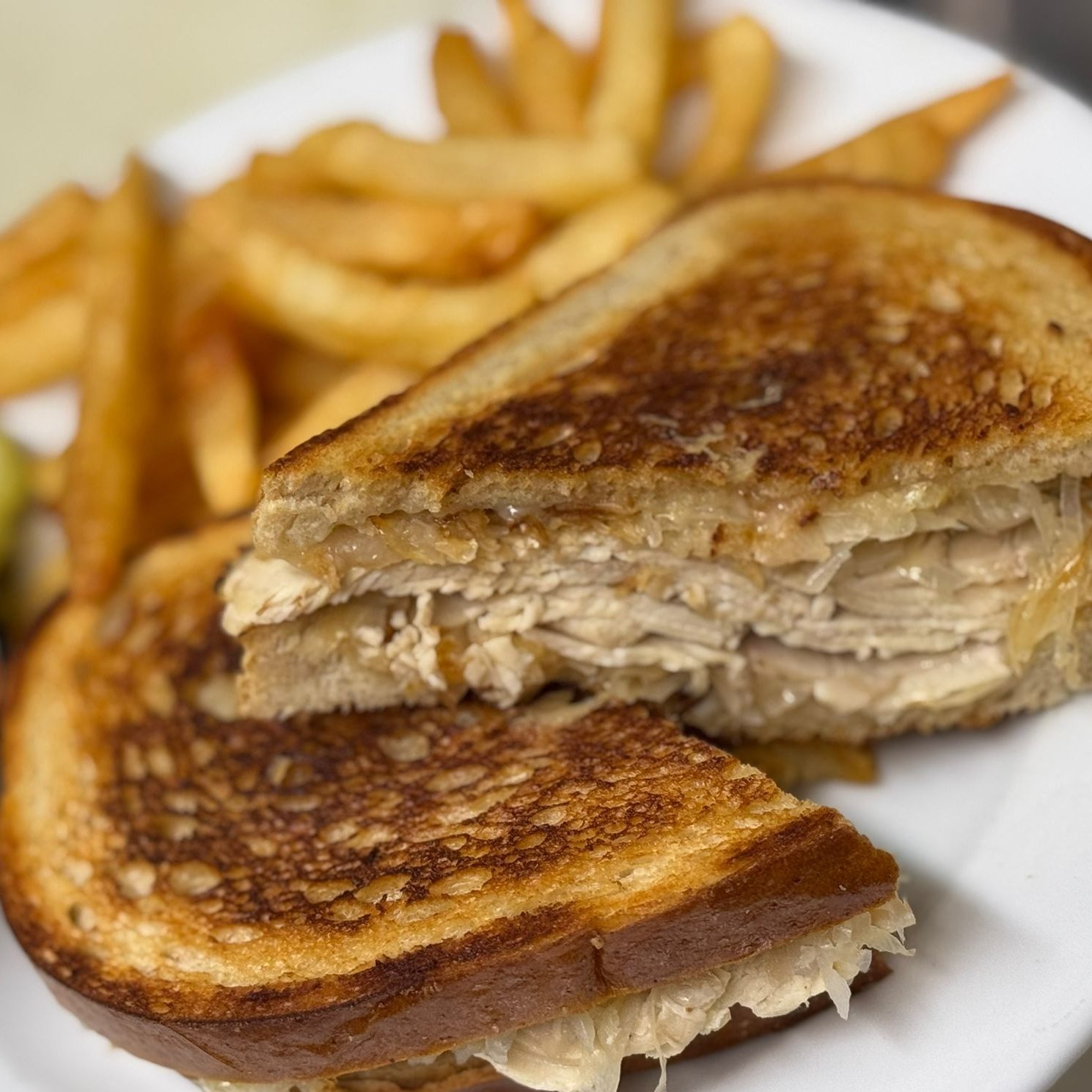 Turkey Reuben Platter.