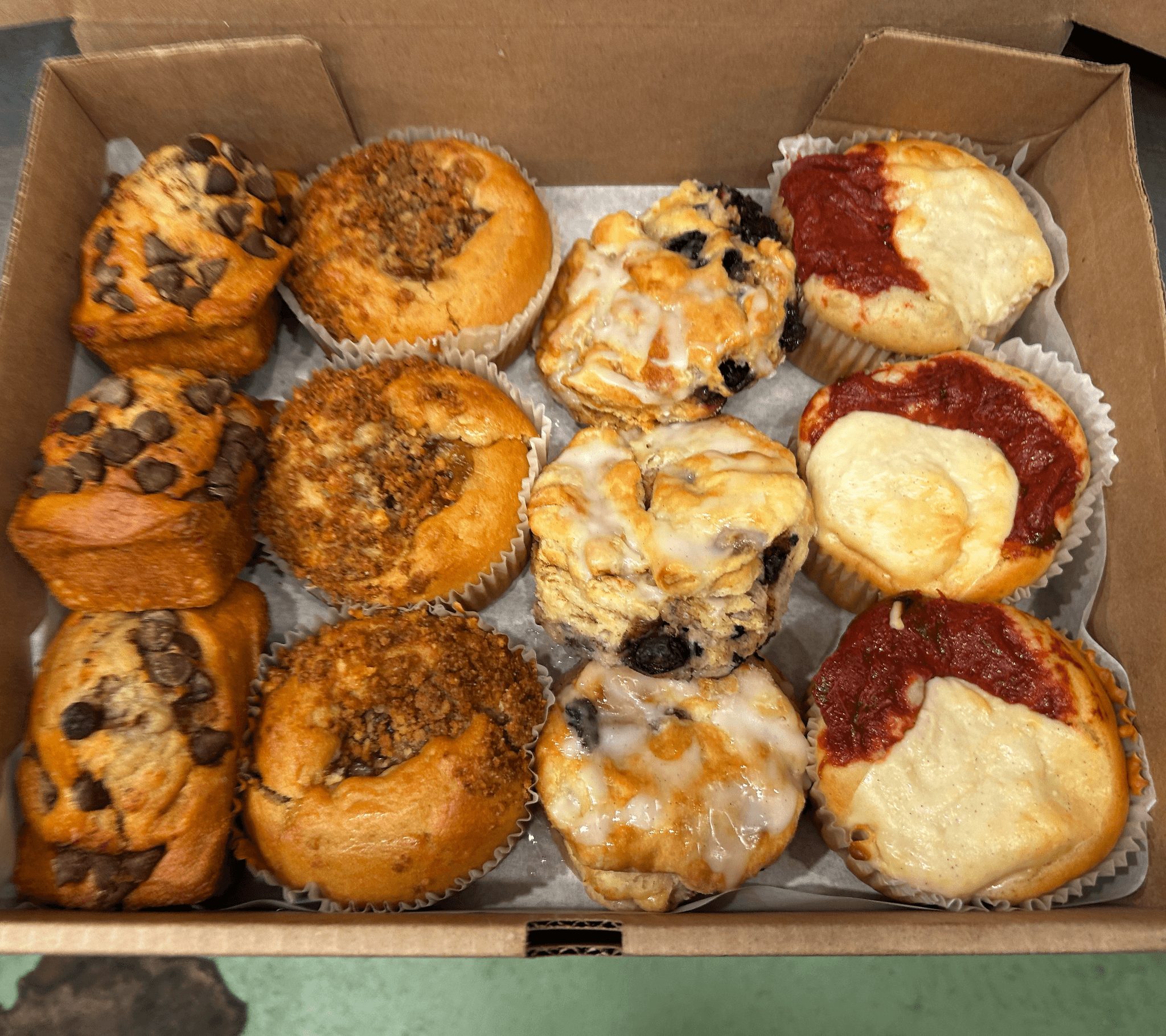 Dozen Full Size Pastry Box.