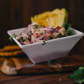 Ceviche De Pulpo y Camarones