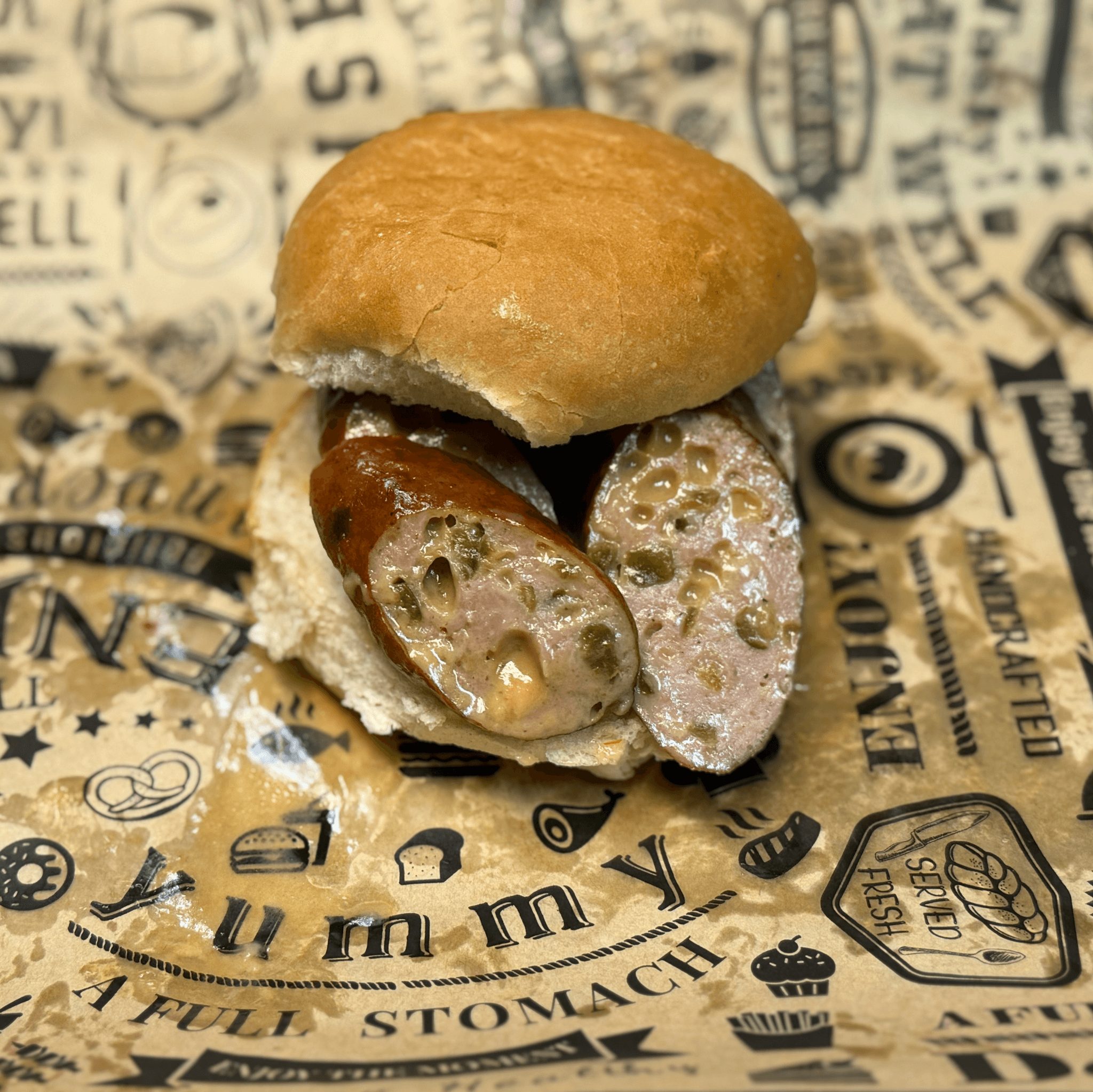 Smoked Jalapeño Cheddar Links Sandwich.