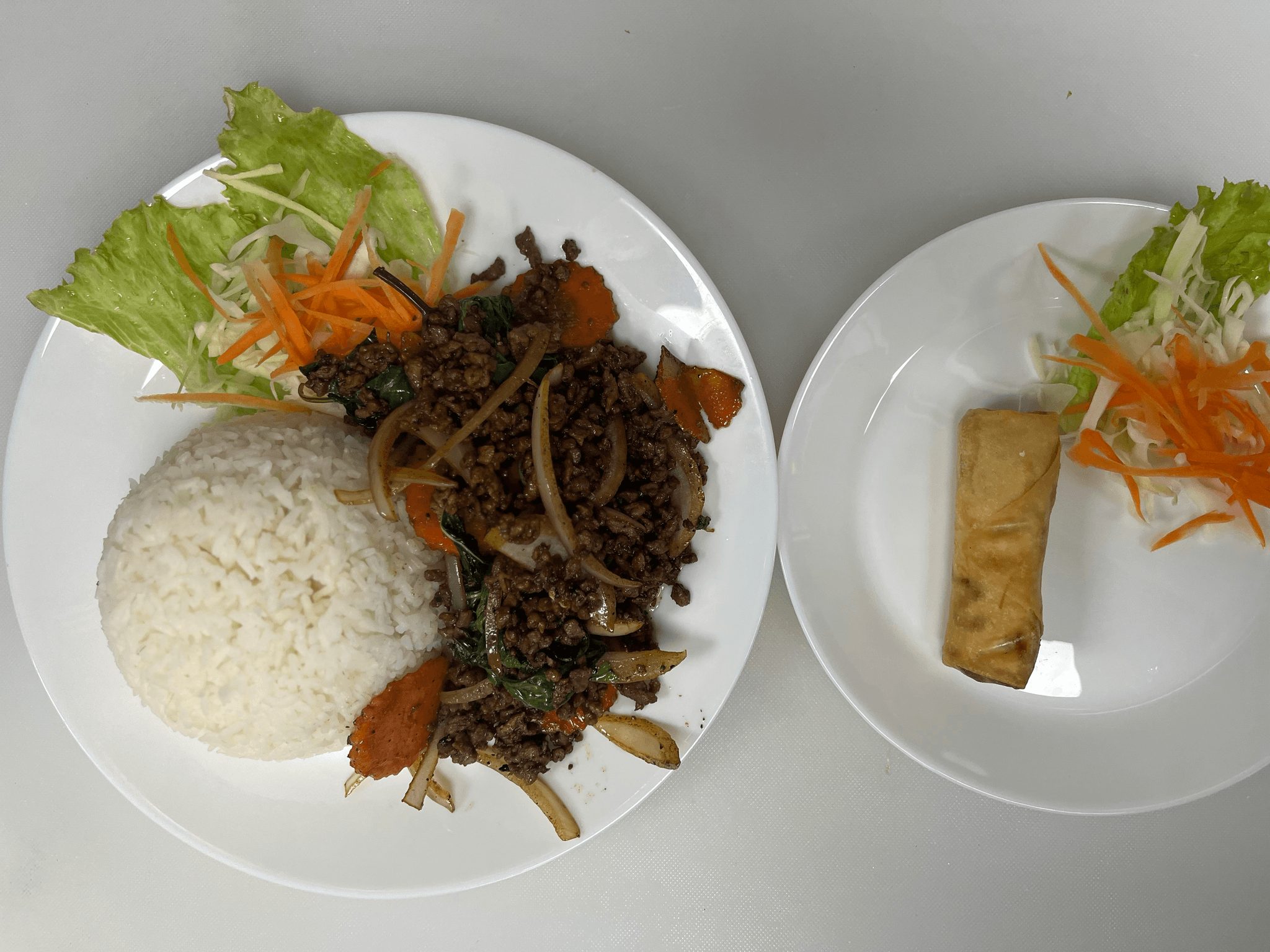 (L) Pad Basil Sauce.