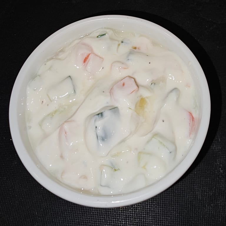 Refreshing Raita: Perfect with Spicy Indian Dishes