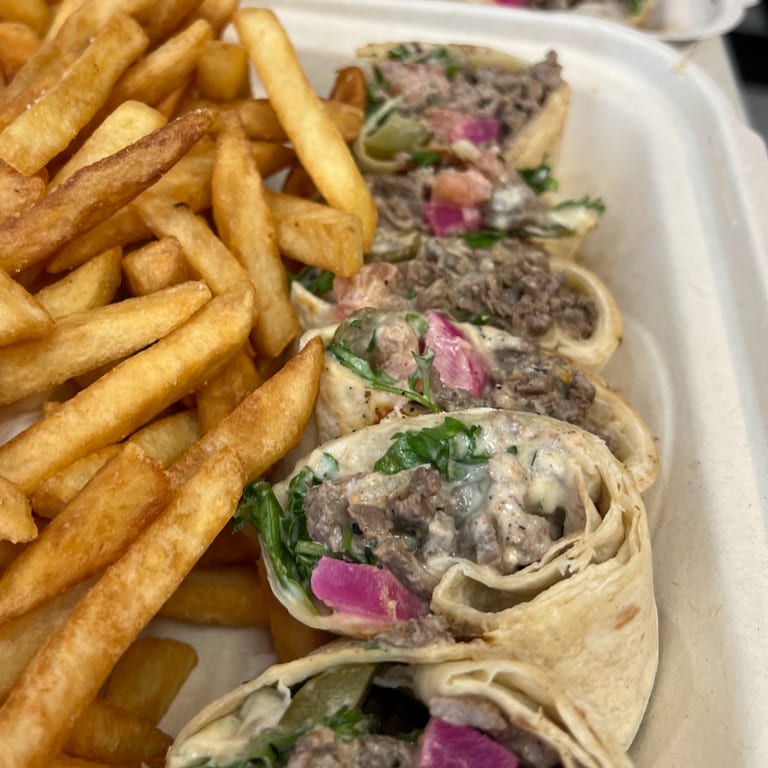 Delicious Chicken Shawarma Wrap: A Mediterranean Favorite