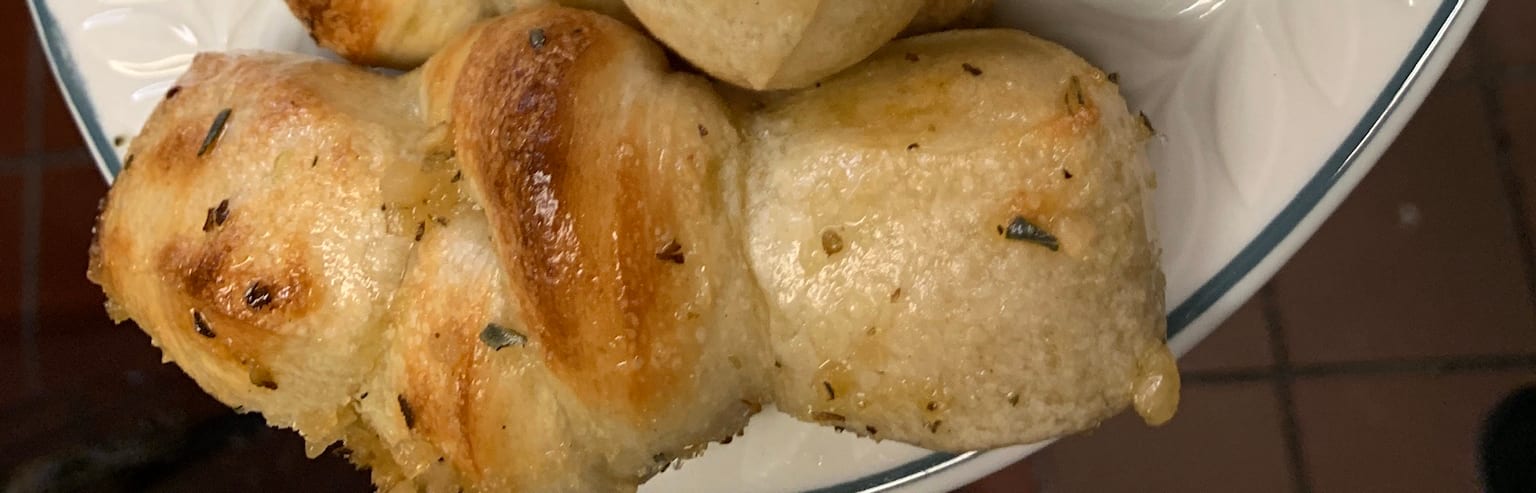 Garlic Bow-ties with Hot Spicy Marinara.