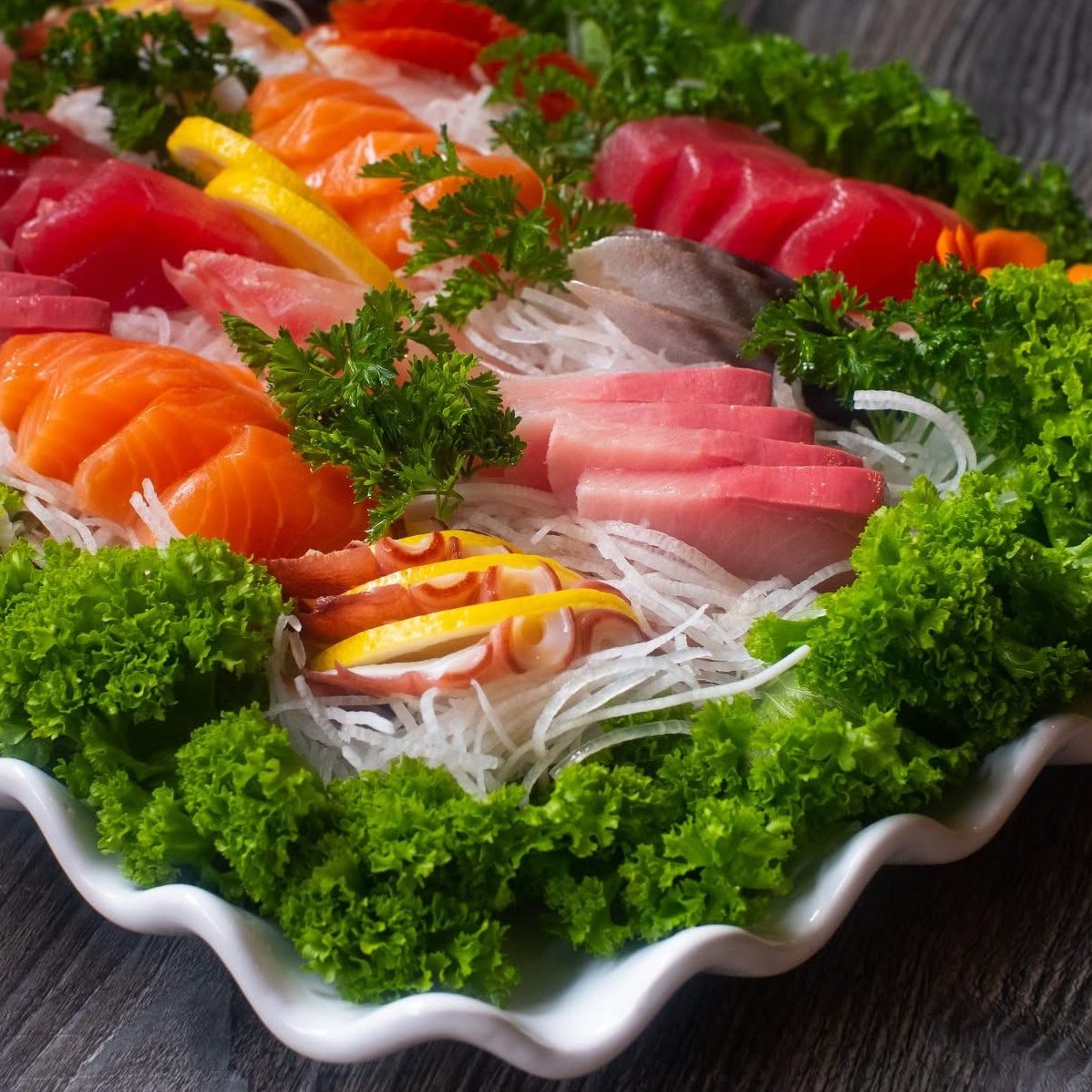 Sashimi Mix (24 PCS).