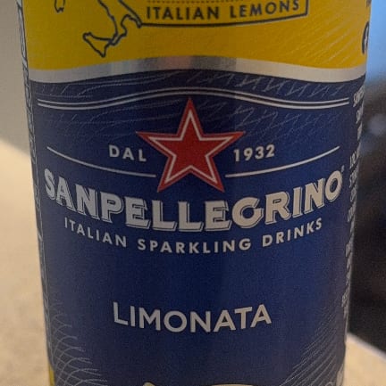 Canned san peregrino.