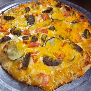Cheeseburger Pizza