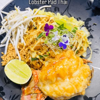 Pan Sear Lobster Pad Thai