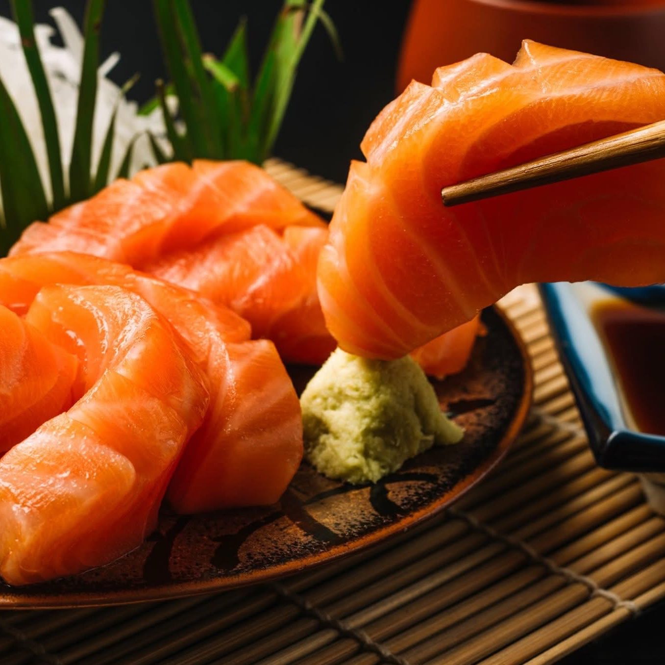 Salmon Sashimi 6pcs.