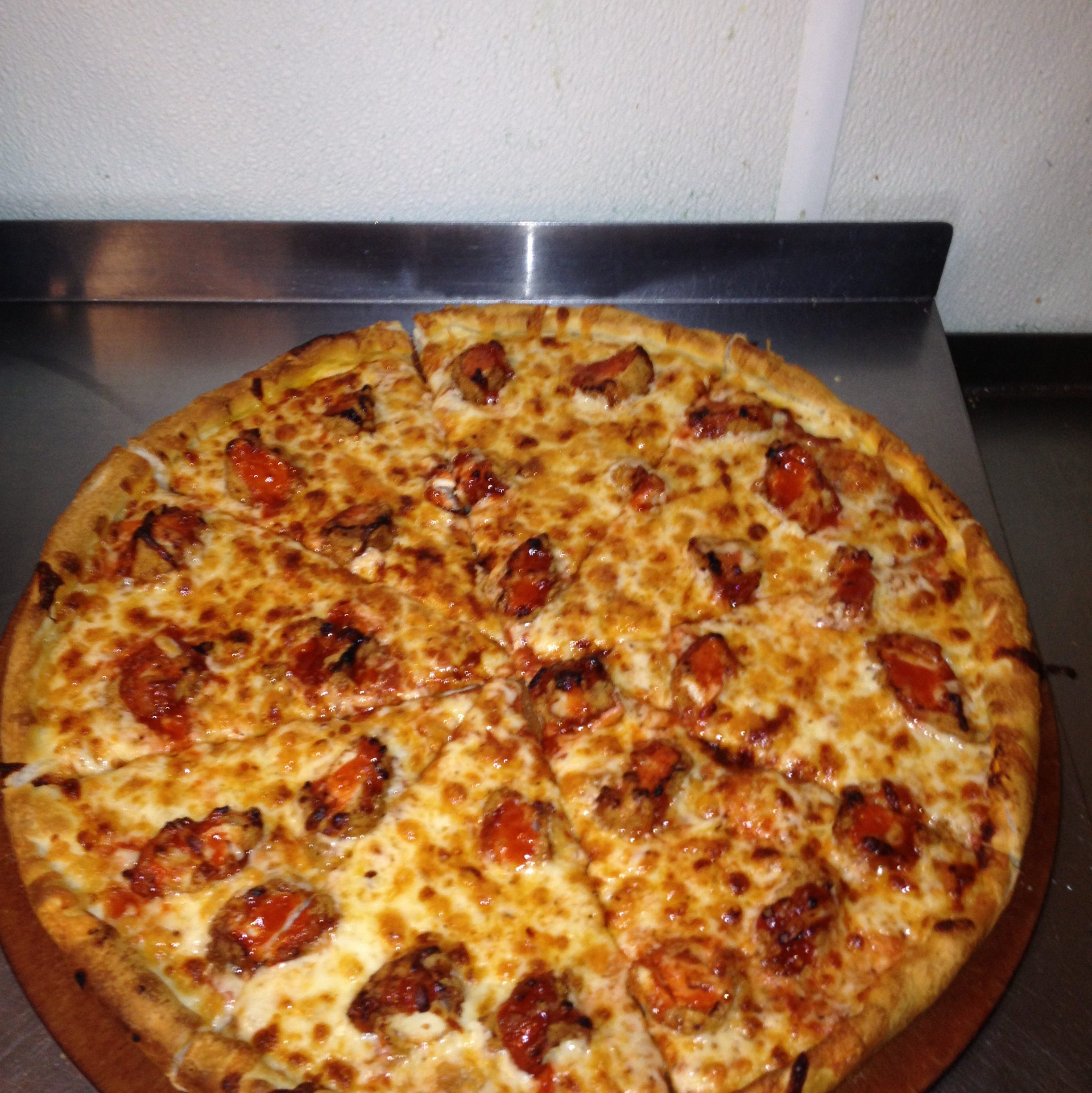 Buffalo Chicken Pizza (Large).