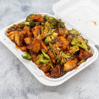 General Tso Chicken with Rice