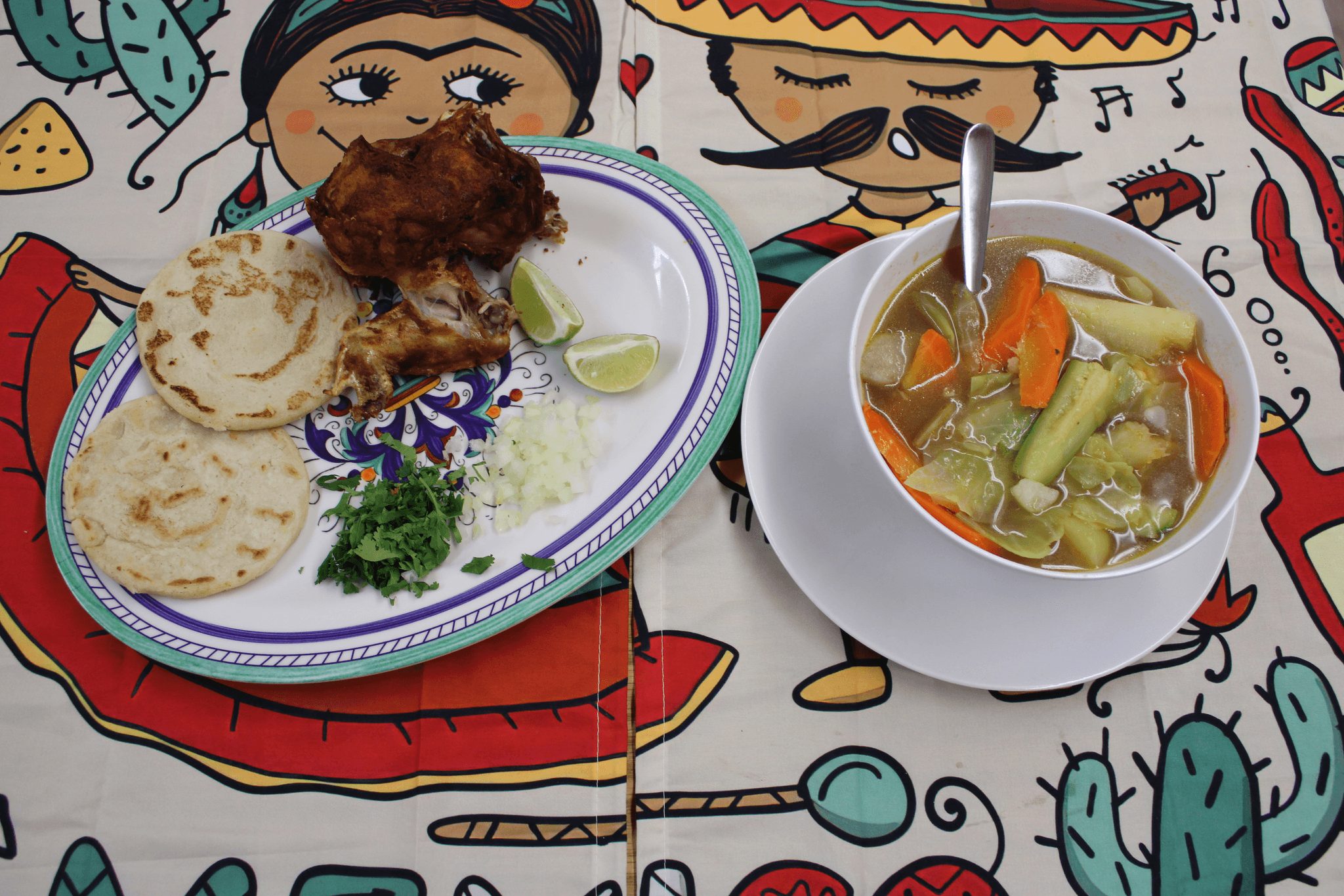 Sopa De Gallina Salvadoreña.