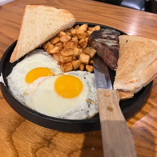 6oz Steak & Eggs