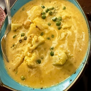 Aloo Gobi Curry With Rice