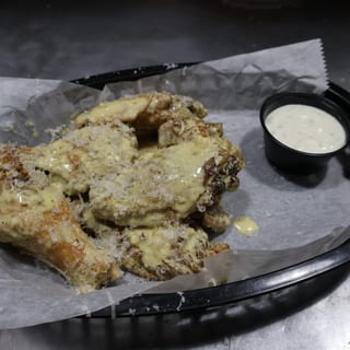 Garlic Parm Wings