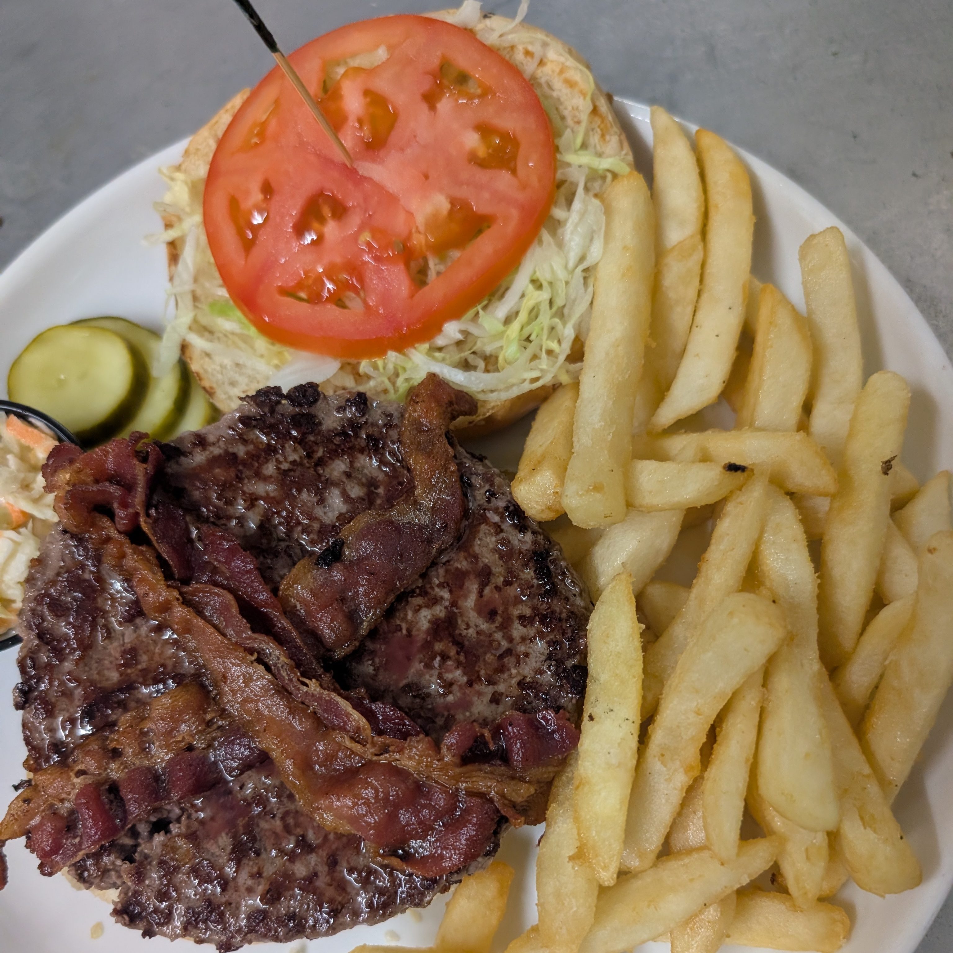 Oh Girl Bacon Hamburger Platter.