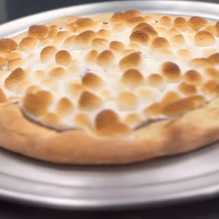 Nutella S’mores Pizza