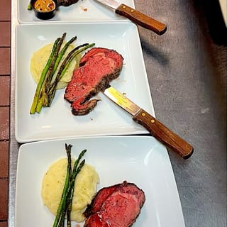 8 Oz Prime Rib